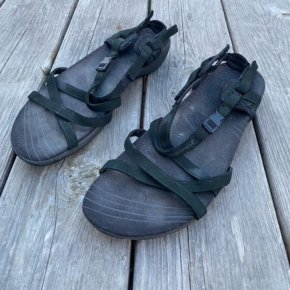 Merrell Black Strap Outdoor Sandals